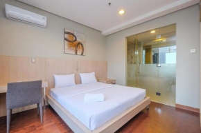 Exclusive and Comfy Studio Kemang Mansion Apartment By Travelio